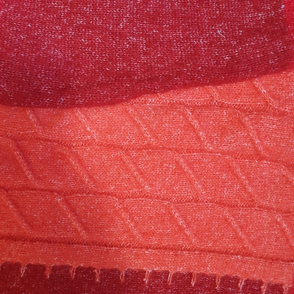 NWOT Rockmans crew neck colour block sweater- red/orange size medium New - Picture 5 of 6